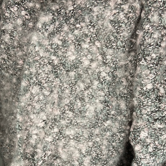 Multicolored Infiniti scarf - Picture 3 of 3